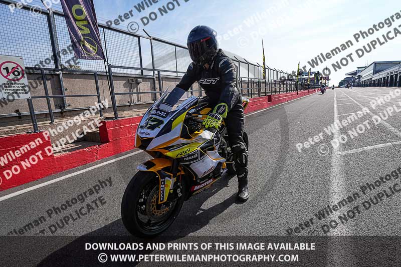 donington no limits trackday;donington park photographs;donington trackday photographs;no limits trackdays;peter wileman photography;trackday digital images;trackday photos